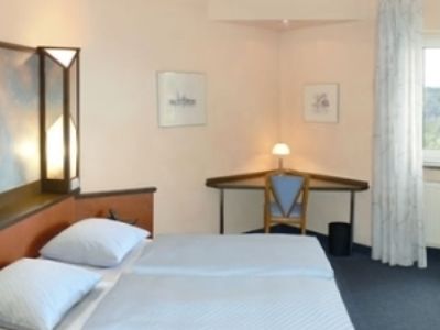 Main Hotel Eckert 3 مارغيتسهُشهايم المظهر الخارجي الصورة
